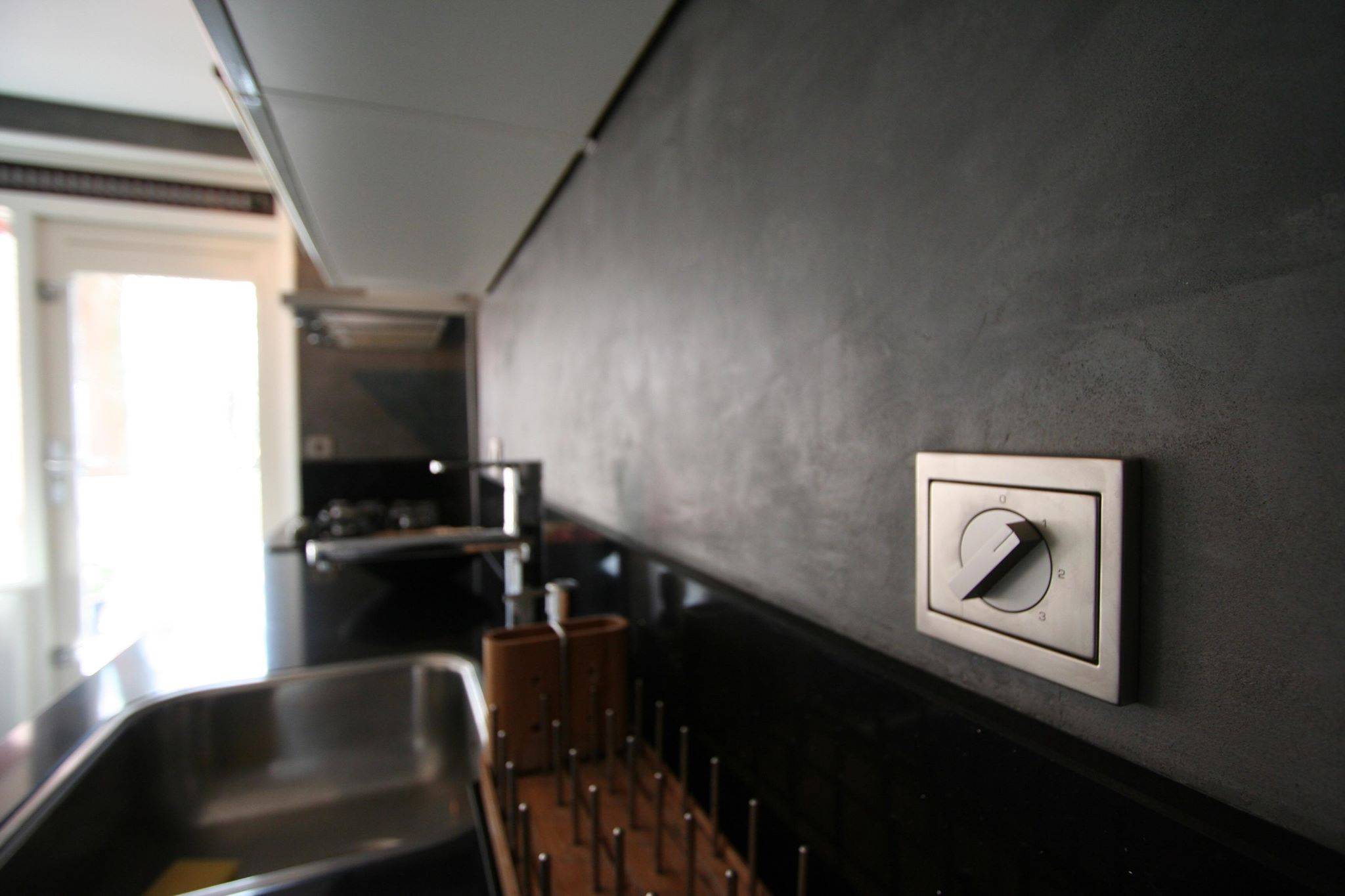 Betonoptik-Detail-Wand